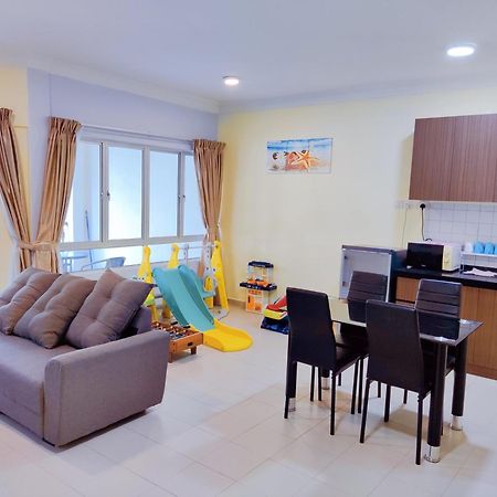 Jojo Homestay Tiara Residence Desaru Ngoại thất bức ảnh