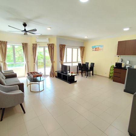Jojo Homestay Tiara Residence Desaru Ngoại thất bức ảnh